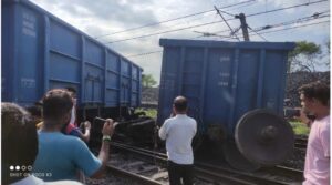 Breaking News : छत्तीसगढ़ में बड़ा रेल हादसा : जांजगीर की ओर जा रही मालगाड़ी के 11 डिब्बे हुए डीरेल, देखिये Video