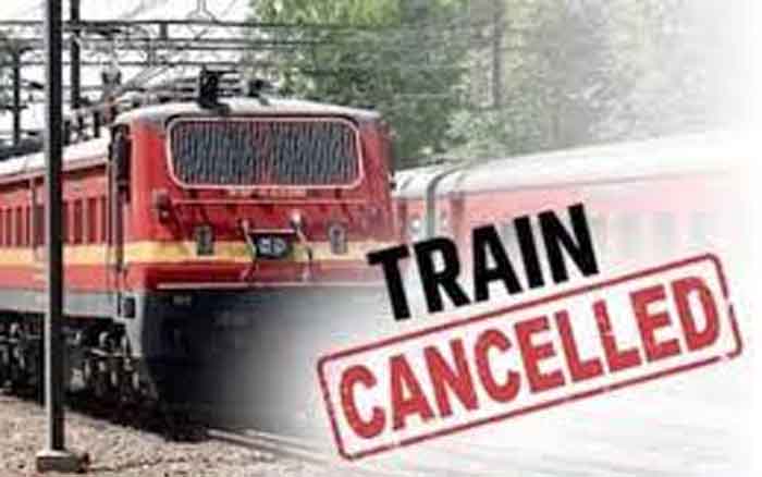 Trains Canceled Again : रेलवे ने 20 ट्रेनों को किया फिर रद्द, त्यौहारी सीजन में फिर बढ़ेगी रेल यात्रियों की परेशानी