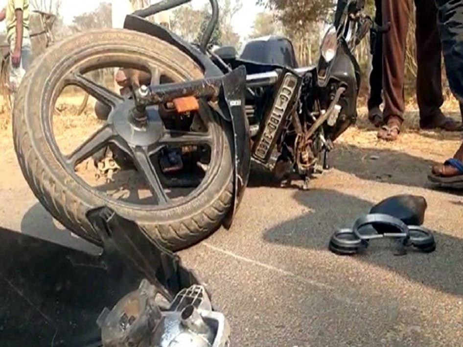 motorcycle and Maruti van accident: