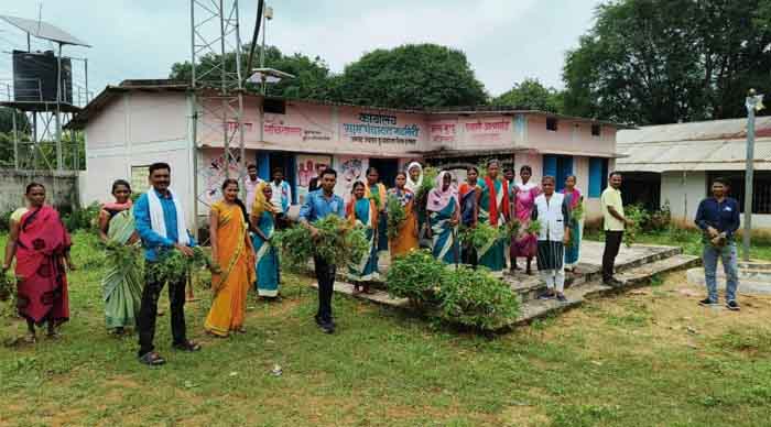 Dantewada News : ग्राम पंचायत गढ़मीरी में मनाया गया स्वच्छता दिवस