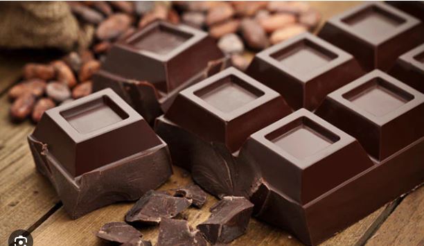Dark chocolate :