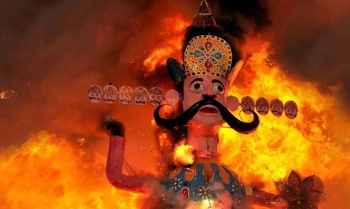 Burning effigy of Ravana :