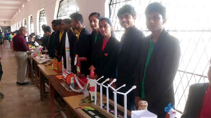 Bhanupratappur News : सेंटजोसेफ स्कूल में बच्चों ने लगाई मॉडल प्रदर्शनी…