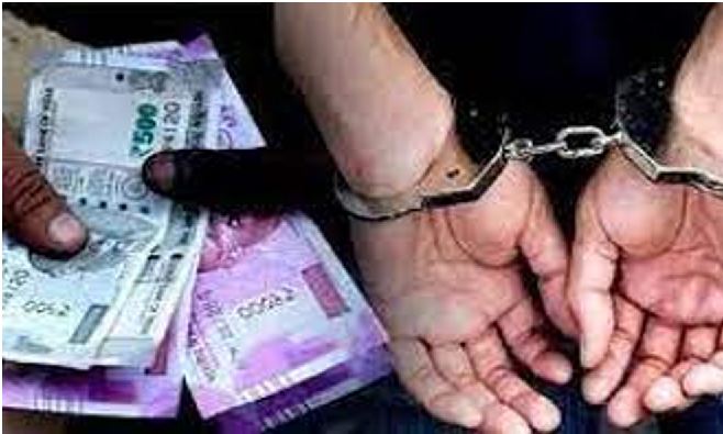 Uttarakhand Police : रिश्वत लेते रंगेहाथ पकड़े गए सहायक अभियन्ता, आठ वर्ष के कारावास की सजा