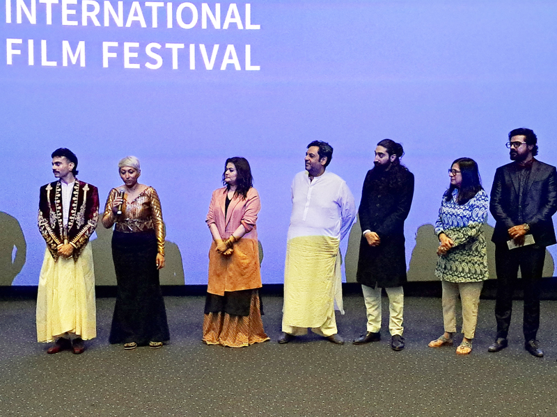 Arab Diary- 7 -पाकिस्तानी फिल्म इन फ्लेम्स को मिला बेस्ट फिल्म का गोल्डन यूसर अवार्ड