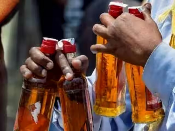Chhattisgarh : नवंबर में सरकार को शराब से 195 करोड़ की कमाई..