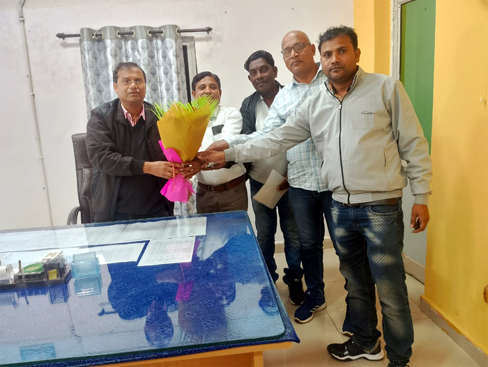 Bijapur News : छग शालेय शिक्षक संघ का संभागीय प्रतिनिधि मंडल मिला संयुक्त संचालक शिक्षा से की त्रुटिपूर्ण पदक्रम सूची सुधारने की माँग