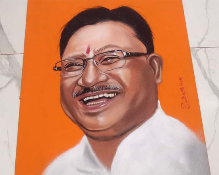 Chhattisgarh News : रंगोली कलाकार सिद्धार्थ सोनी ने बनाई मुख्यमंत्री साय की मनमोहक तस्वीर