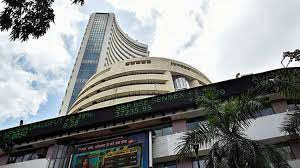 Sensex increased by 655 points and closed at 73,651.