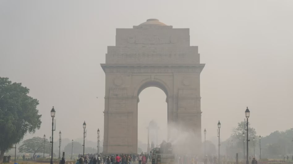 Delhi is the capital with the worst air.