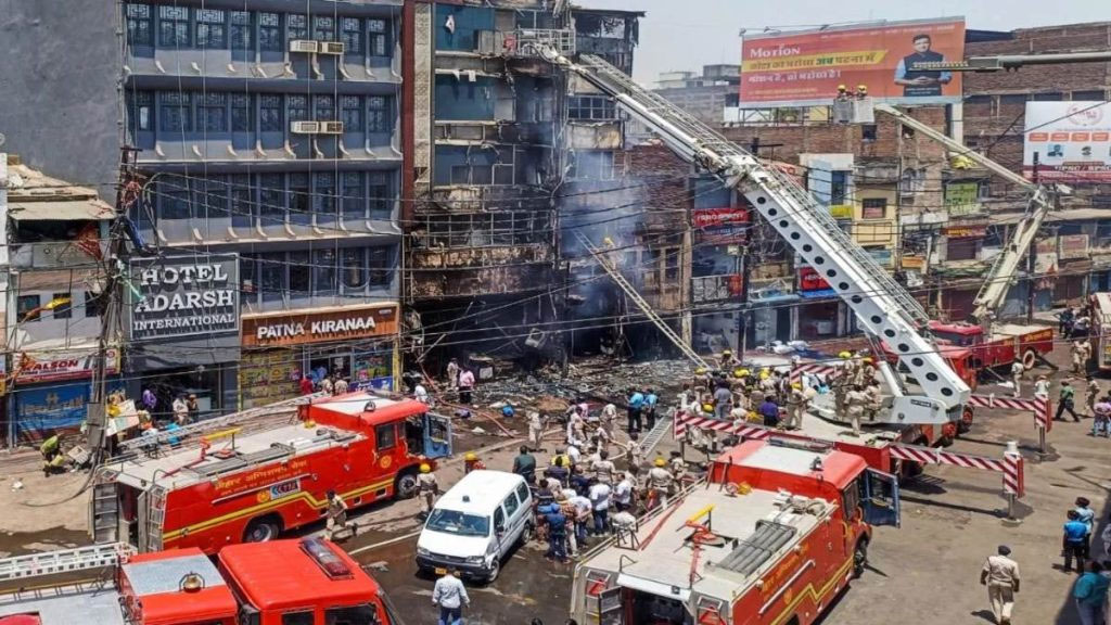 massive fire breaks out in three hotels in patna, five dead