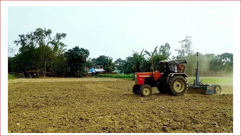 Bhatapara खेतों के समतलीकरण से बढ़ेगा उर्वराशक्ति और उत्पादन