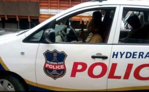 Hyderabad Police बंजारा हिल्स में पब पर छापा मारी, हैदराबाद पुलिस के हिरासत में 160 लोग