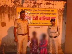 Madhya Pradesh ग्वालियर रेलवे स्टेशन पर तीन मासूमों  को छोडक़र गायब हुए मां-बाप