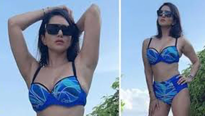 Sunny Leone's Blue Bikini : सनी लियोन बनीं ‘बीच बेबी’, ब्लू बिकिनी में बढ़ाया इंटरनेट का पारा...देखिये घायल कर देने वाली फोटोस