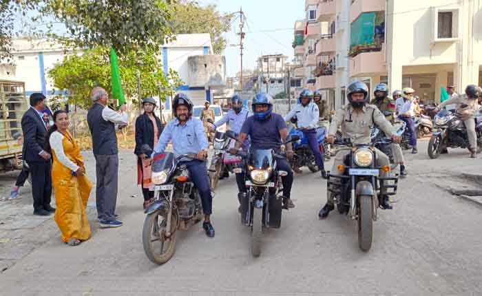 National Road Safety Week : धमतरी पुलिस द्वारा 33वां राष्ट्रीय सड़क सुरक्षा सप्ताह का पुलिस अधीक्षक ने किया शुभारंभ