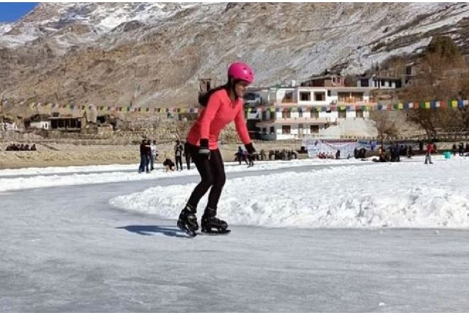 (Himachal Pradesh ) 12000 फुट की ऊंचाई पर आइस स्केटिंग का बना विश्व रिकॉर्ड