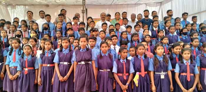 Chhattisgarh : राष्ट्रीय प्रतिभा खोज छात्रवृत्ति हेतु चारामा विकासखंड से चयनित सभी बच्चों के लिए सम्मान समारोह का अयोजन किया गया।