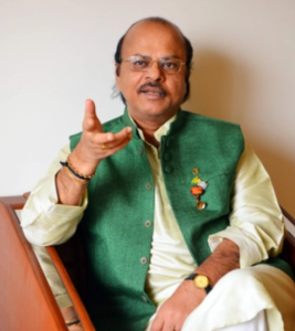 प्रो. वामन केंद्रे